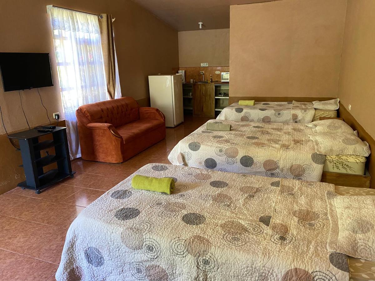 Hotel Uran Rivas Eksteriør bilde