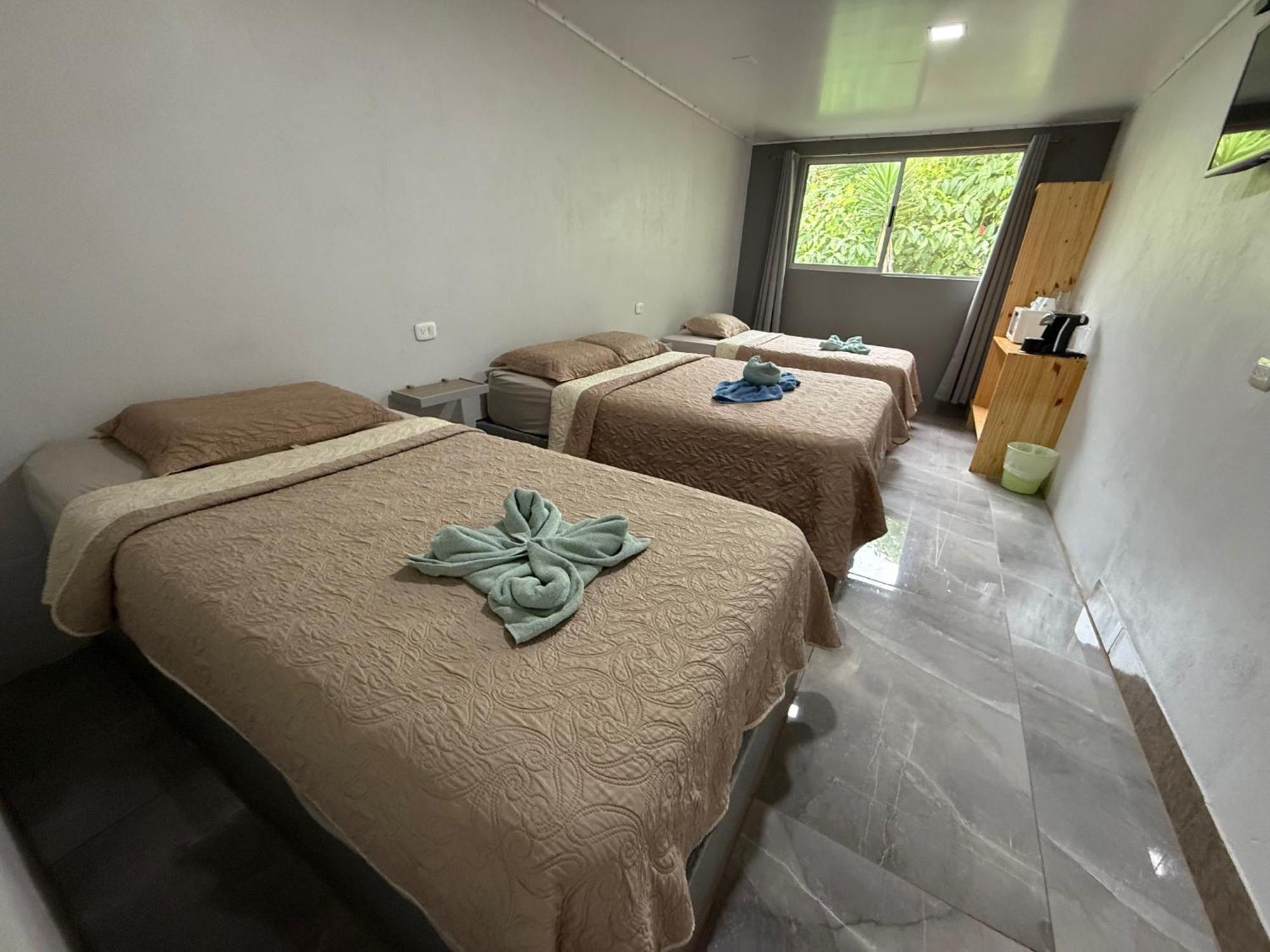 Hotel Uran Rivas Eksteriør bilde