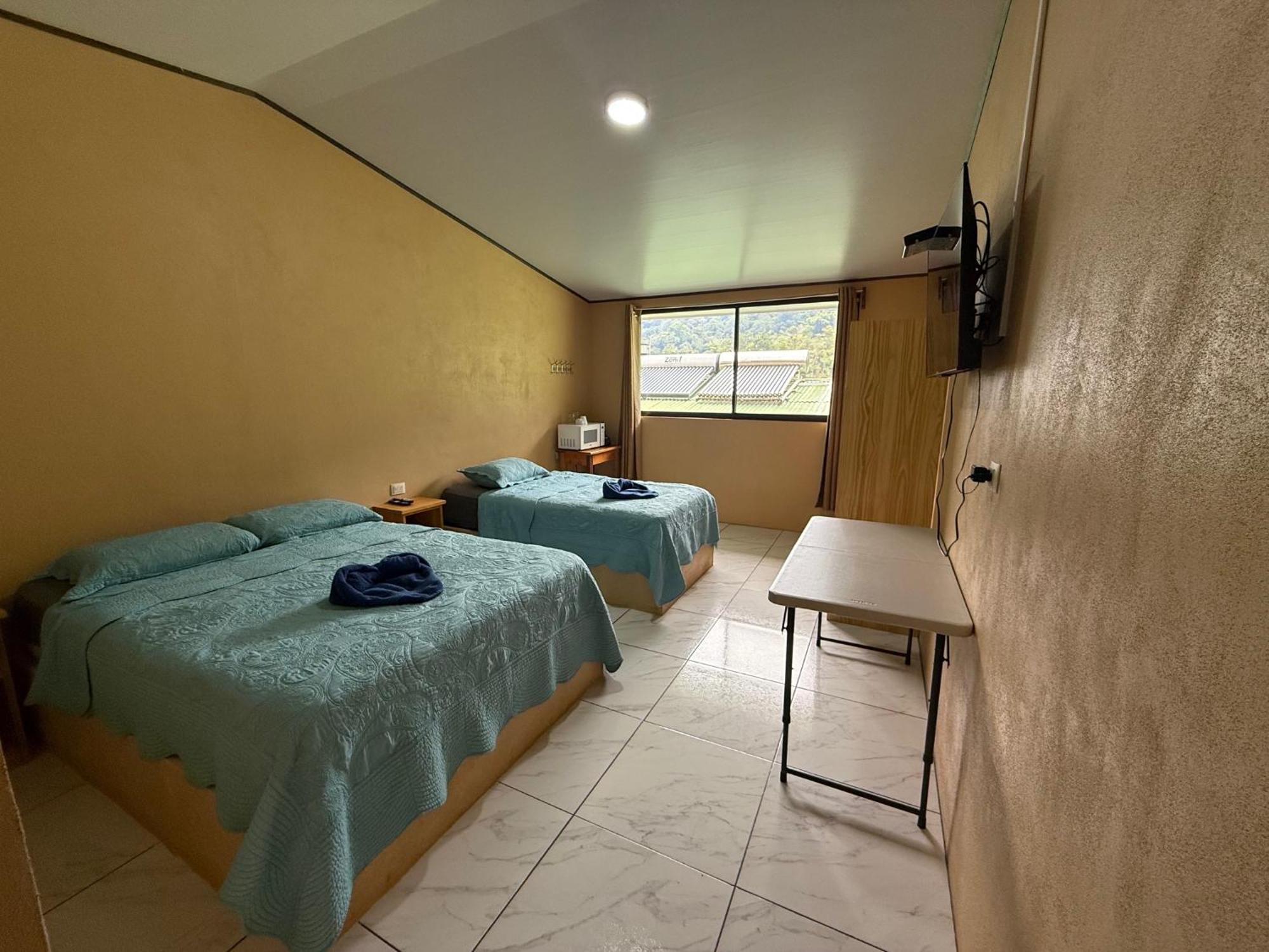 Hotel Uran Rivas Eksteriør bilde